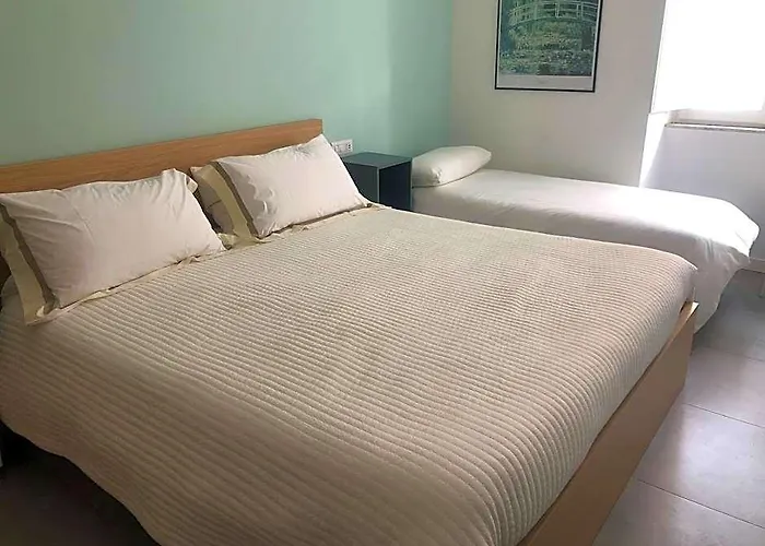 Veniero37 Гостевой дом 4*